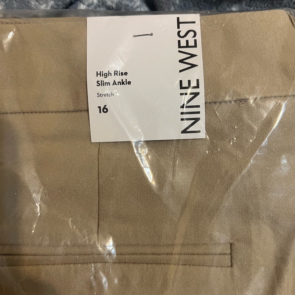 Nine West Classic Tan Trousers